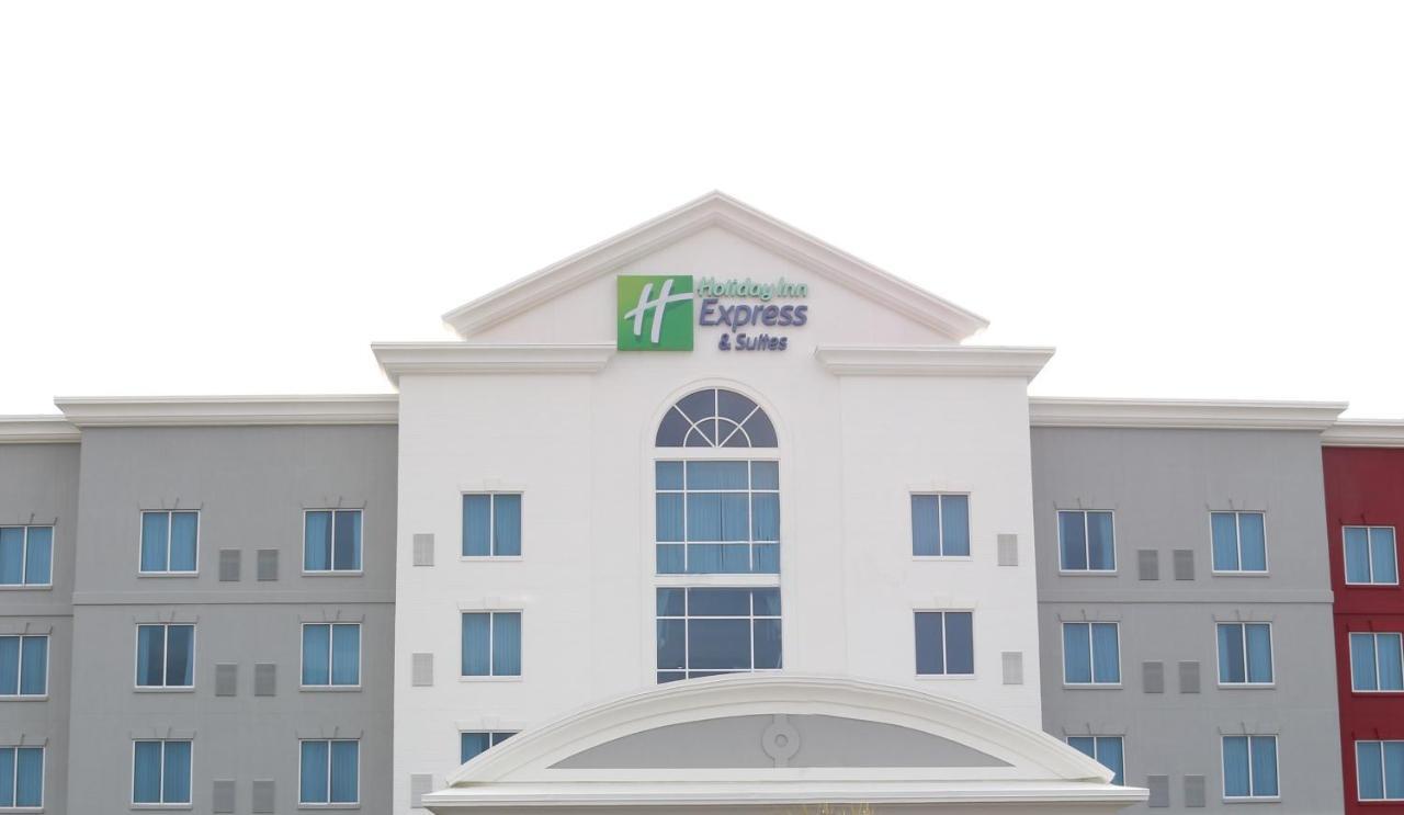 Holiday Inn Express Hotel & Suites Columbia-Fort Jackson, An Ihg Hotel Exterior photo